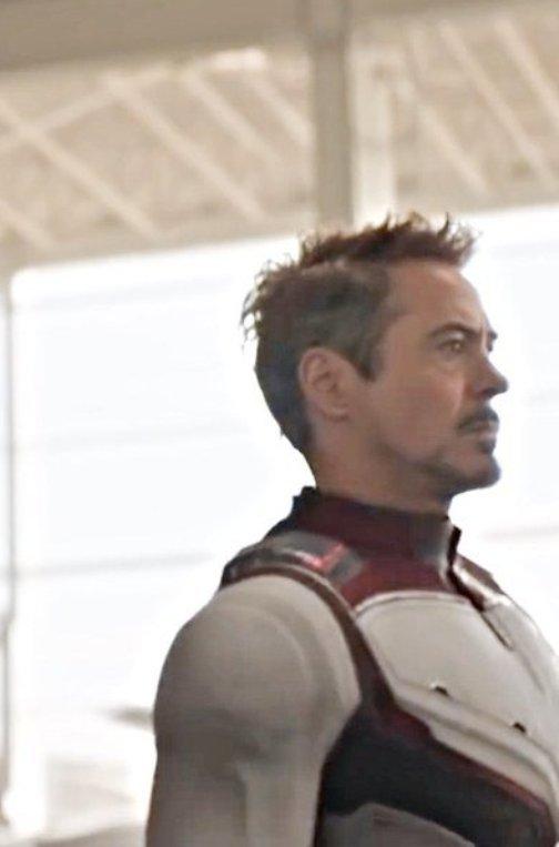 Avengers_Endgame_Iron_Man_Quantum_Leather_Jacket.jpg